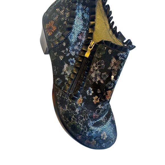 Algeria Hannah ankle booties size 41 (US 10.5 / 11 ) floral ruffle - EUC - Picture 5 of 12